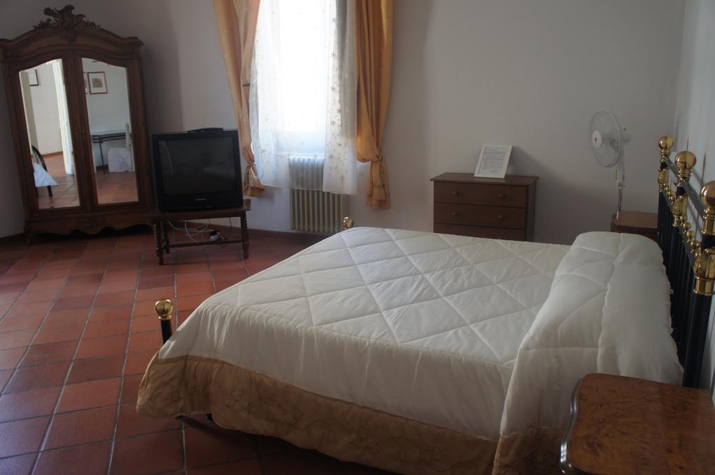 קלטניסטה Villa Fiocchi חדר תמונה