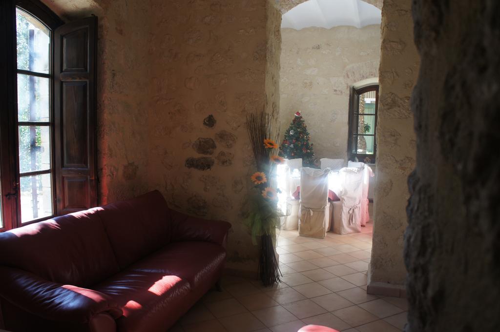 קלטניסטה Villa Fiocchi מראה חיצוני תמונה